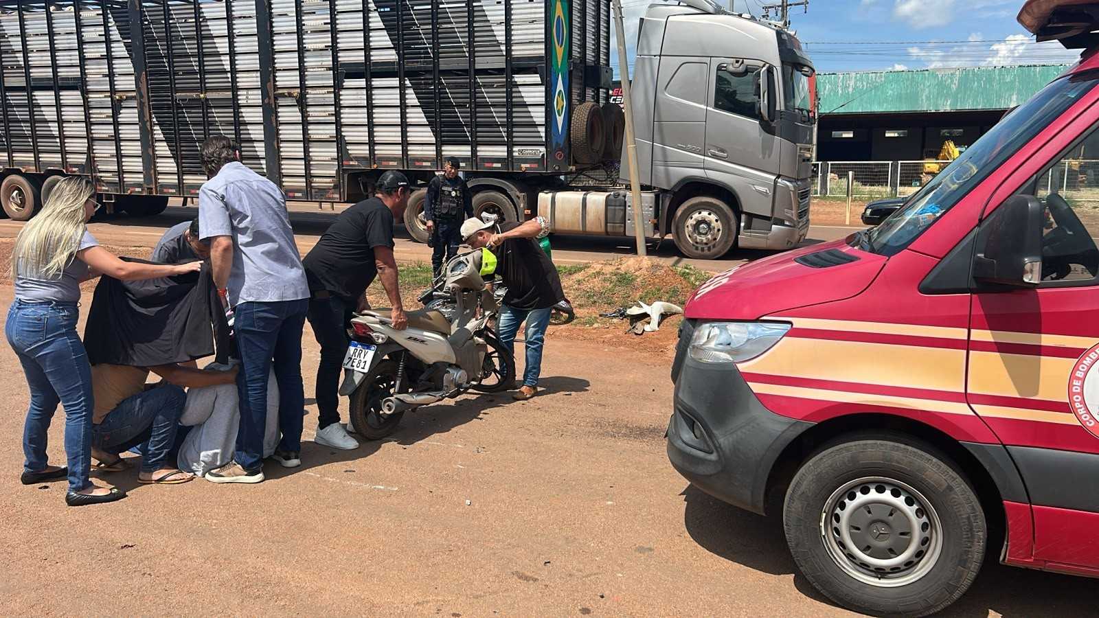 Colisão entre motocicletas deixa dois condutores feridos na MT-320, em Colíder