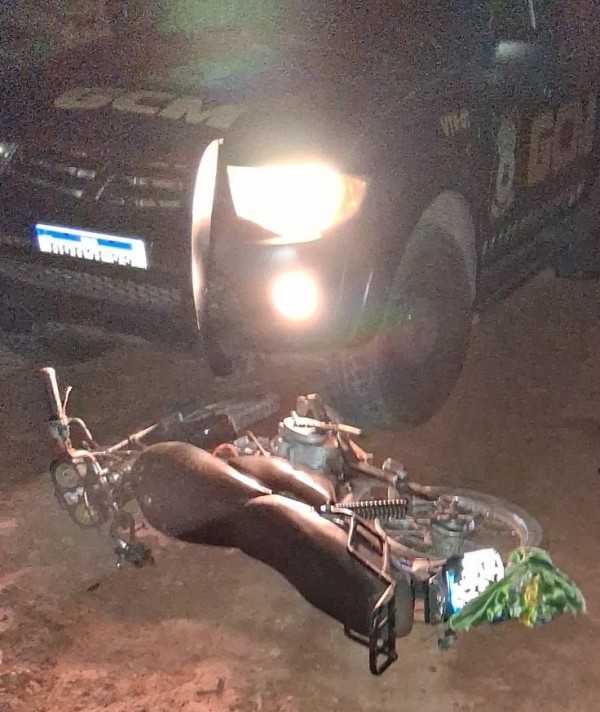 Adolescente de 17 anos cai durante fuga da Polícia Militar após manobras perigosas em Colíder