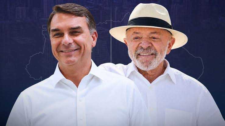 Flávio Bolsonaro aparece com 52% dos votos válidos contra 48% de Lula em pesquisa Real Time Big Data